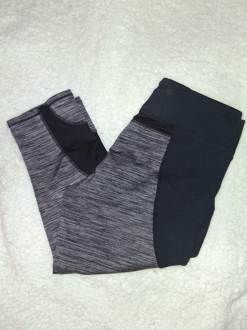 Women's Black & Heather Gray Athletic Capris